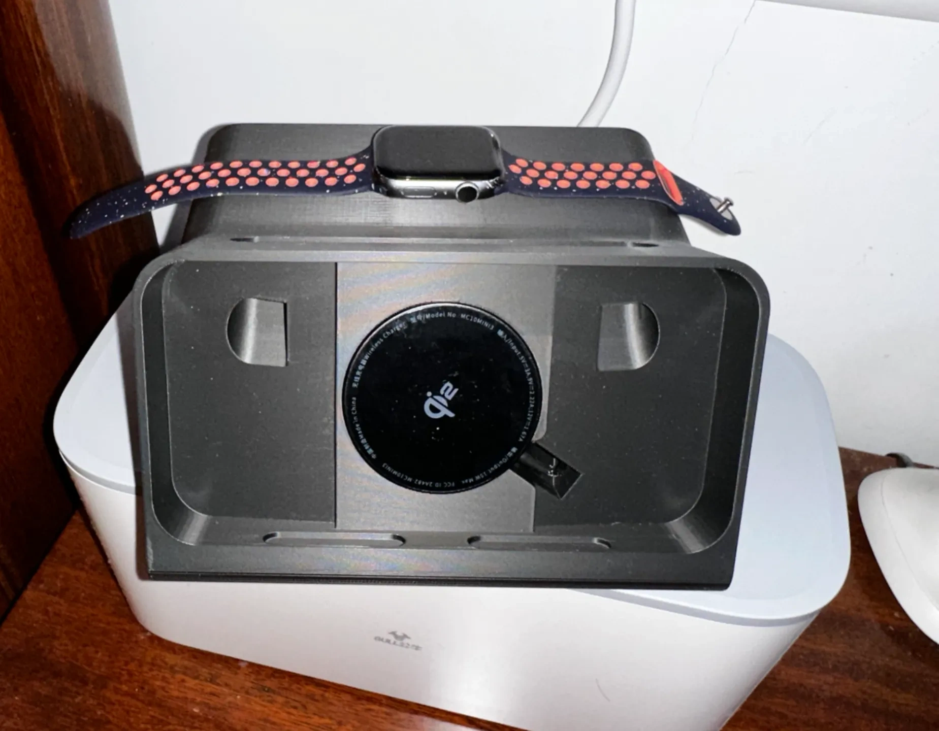 iPhone+14+Pro+Max 保护壳待机模式底座 二次创作 - 来自 user_4204747749 - MakerWorld