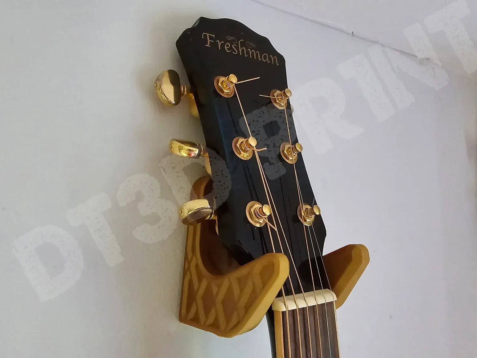 Heavy Duty Guitar Wall Hanger Light Weight Design 来自 DT3D_PR1NT