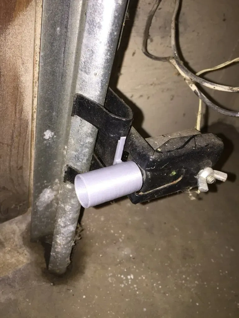 Chamberlain车库门开门器电眼遮阳罩 来自 cmcraig2 MakerWorld