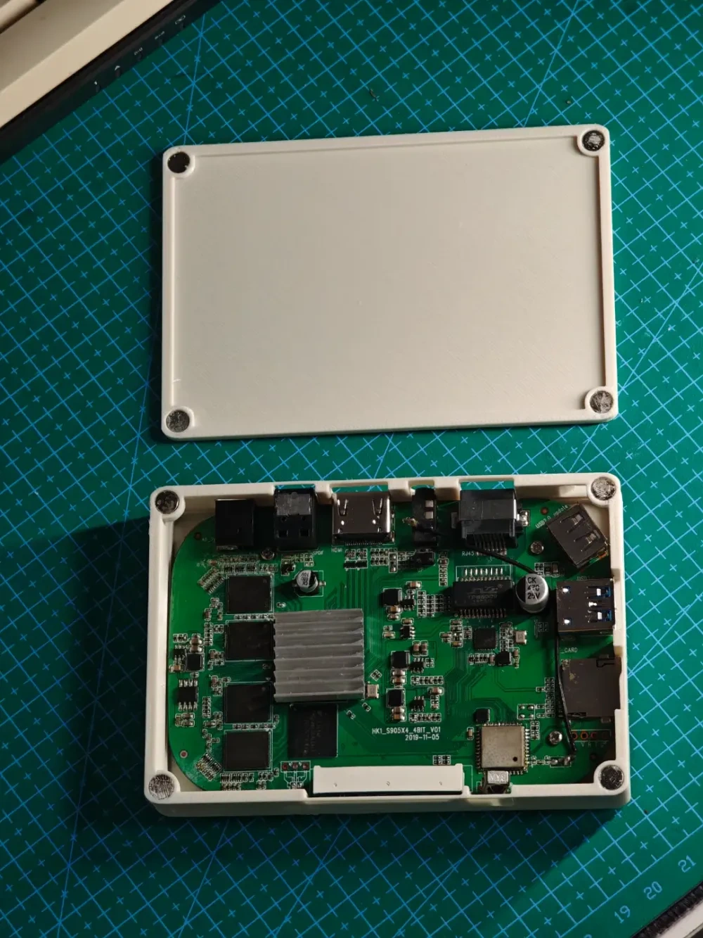 HK1 TV BOX CASE, HK1电视盒子外壳 来自 DDC MakerWorld:免费下载 3D 模型
