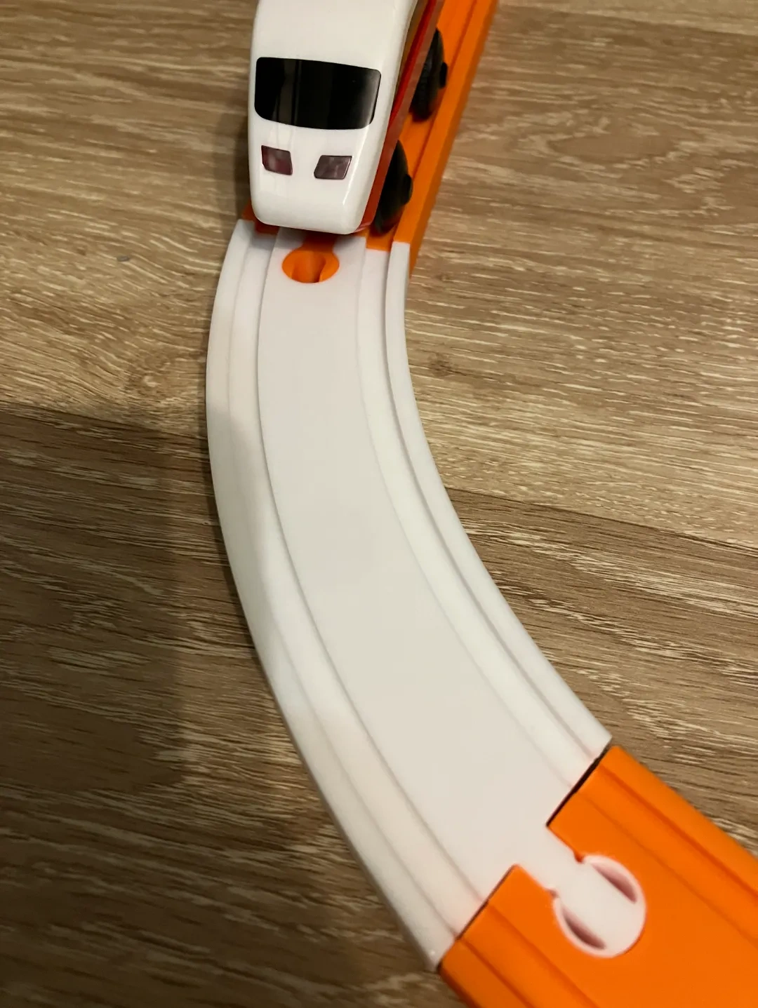 736280_3