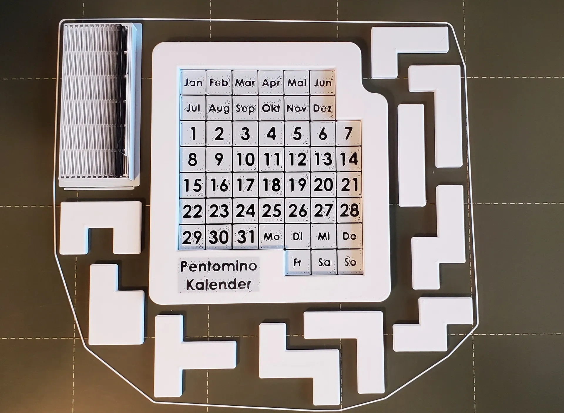 五连块日历 来自 Abe kabakoff - MakerWorld