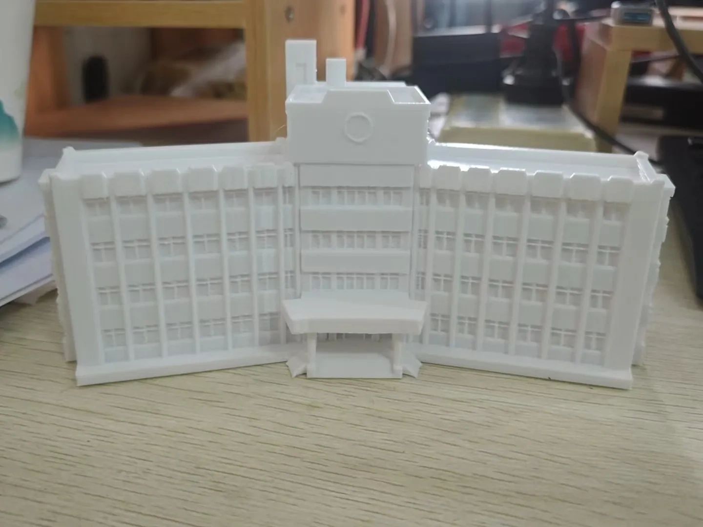 医院大楼 来自 oldmonkeyMakerWorld:免费下载 3D 模型