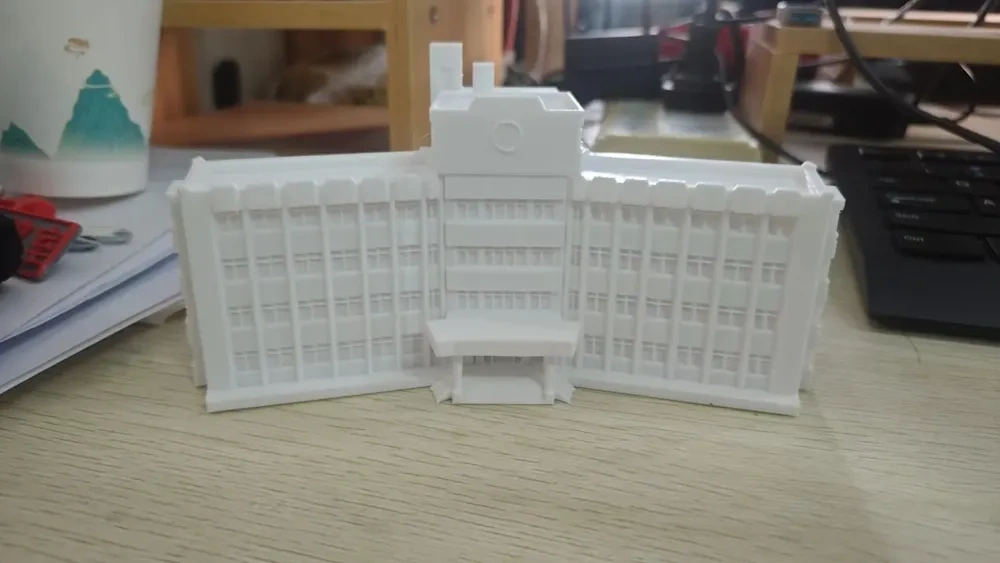 医院大楼 来自 oldmonkeyMakerWorld:免费下载 3D 模型