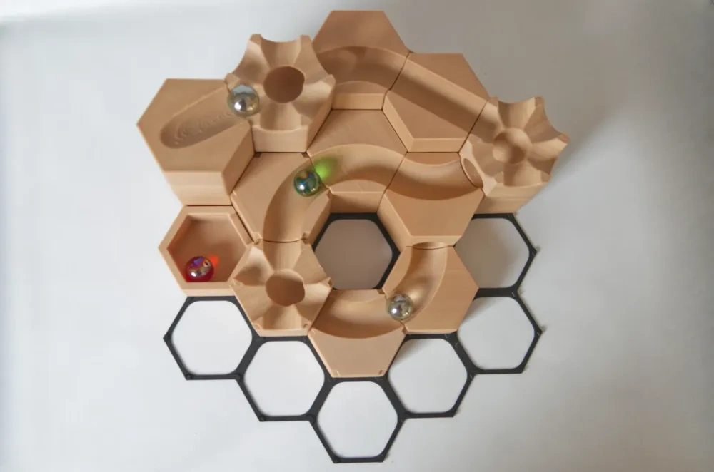 弹珠跑道 V2 - 模块化系统 来自 MakerVerse Designs - MakerWorld