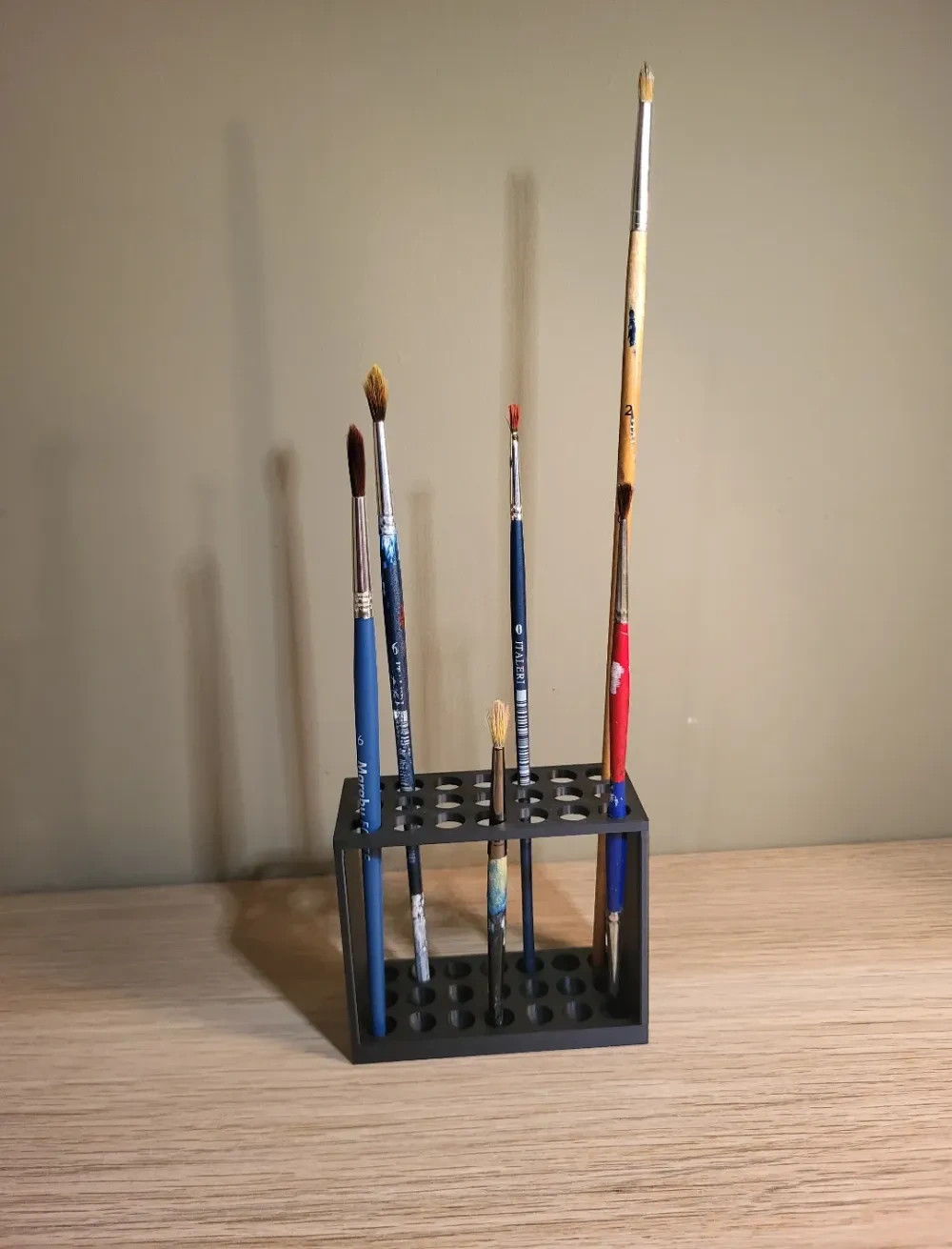 笔/画笔架 来自 3D PrintTech MakerWorld:免费下载 3D 模型