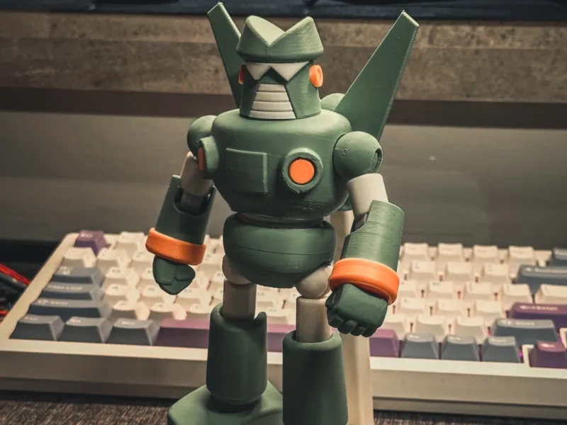 可动蜡笔小新钢达姆机器人钢弹勇士Kantamu・robo