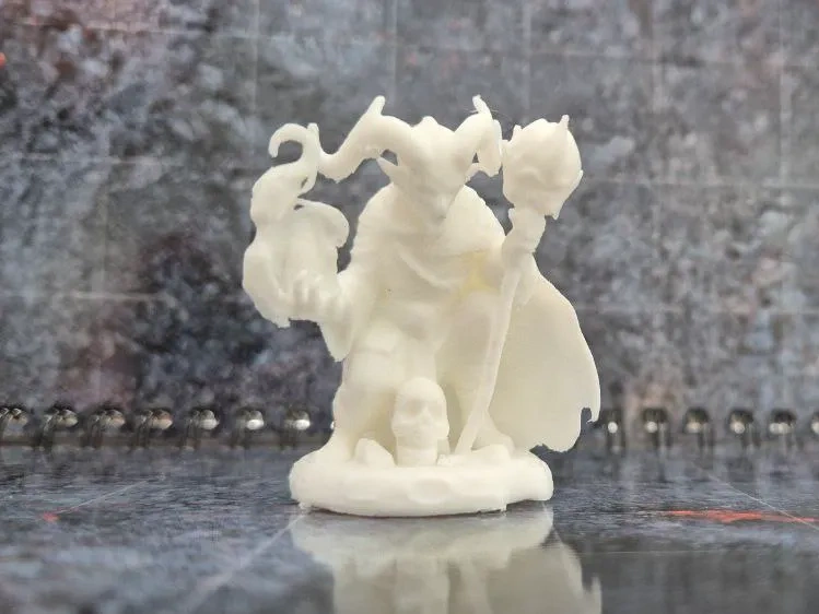 潜伏 tiefling 邪恶术士微型雕像 DND 来自 OrlandoSerpentieri - MakerWorld