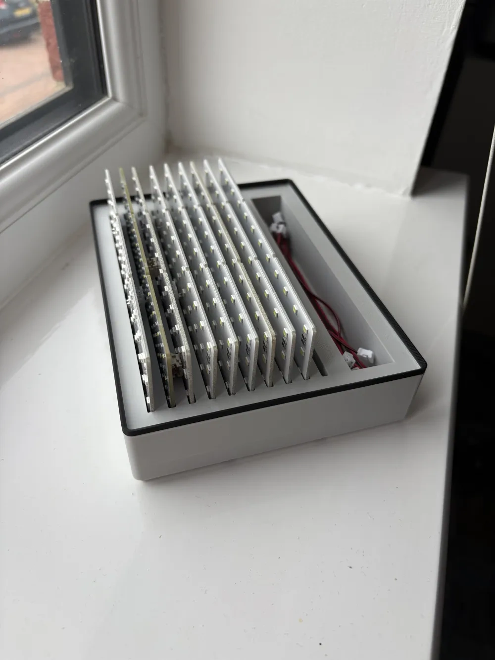 Gridfinity透光浮雕LED面板支架 来自 Scrappy1982uk MakerWorld：免费下载 3D 模型