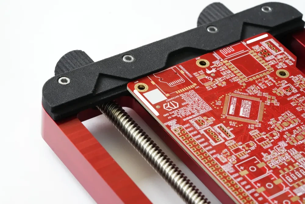 PCB夹持夹具 来自 Magmabow MakerWorld:免费下载 3D 模型