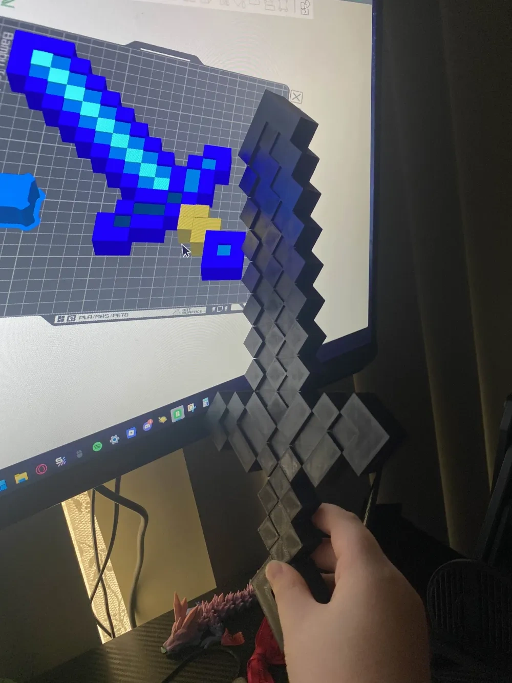 Minecraft 剑 来自 KomiLoki MakerWorld:免费下载 3D 模型