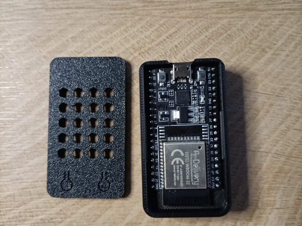 ESP32 Dev Kit V4 ESP32 外壳 38 引脚 !!高!! 来自 forgex MakerWorld：免费下载 3D 模型