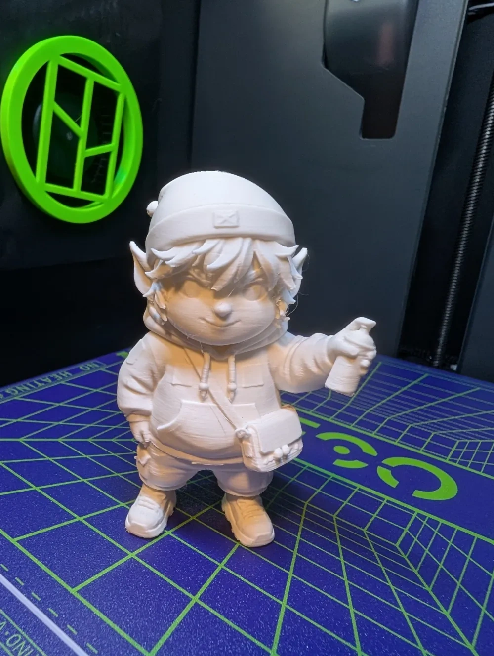 都市风格圣诞小矮人 来自 Der Druckertyp MakerWorld：免费下载 3D 模型