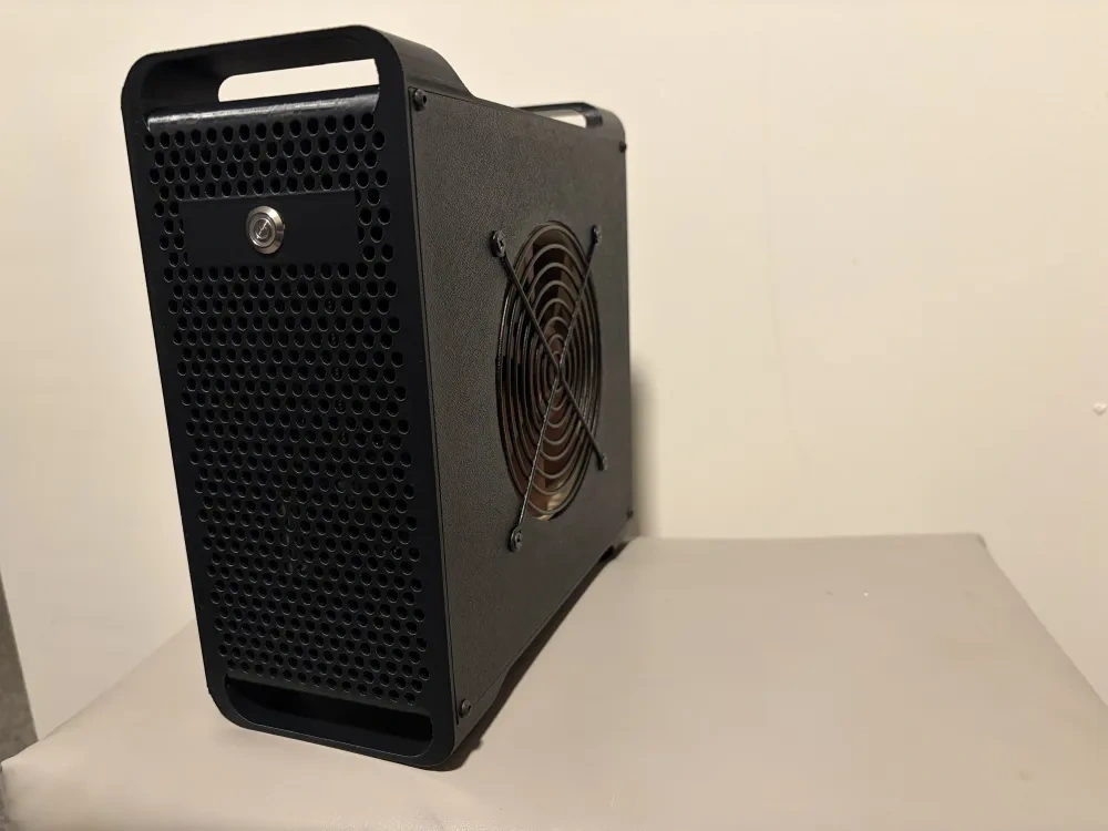 Mini Mac Pro ITX 机箱 - 免费 3D 打印模型 - MakerWorld