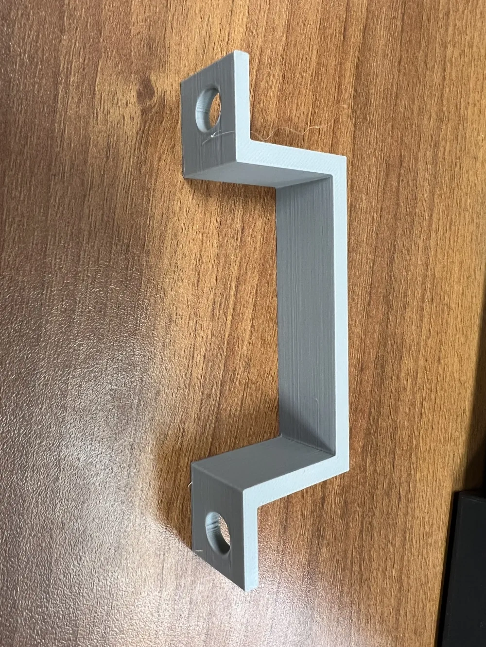 Bracket - 免费 3D 打印模型 - MakerWorld