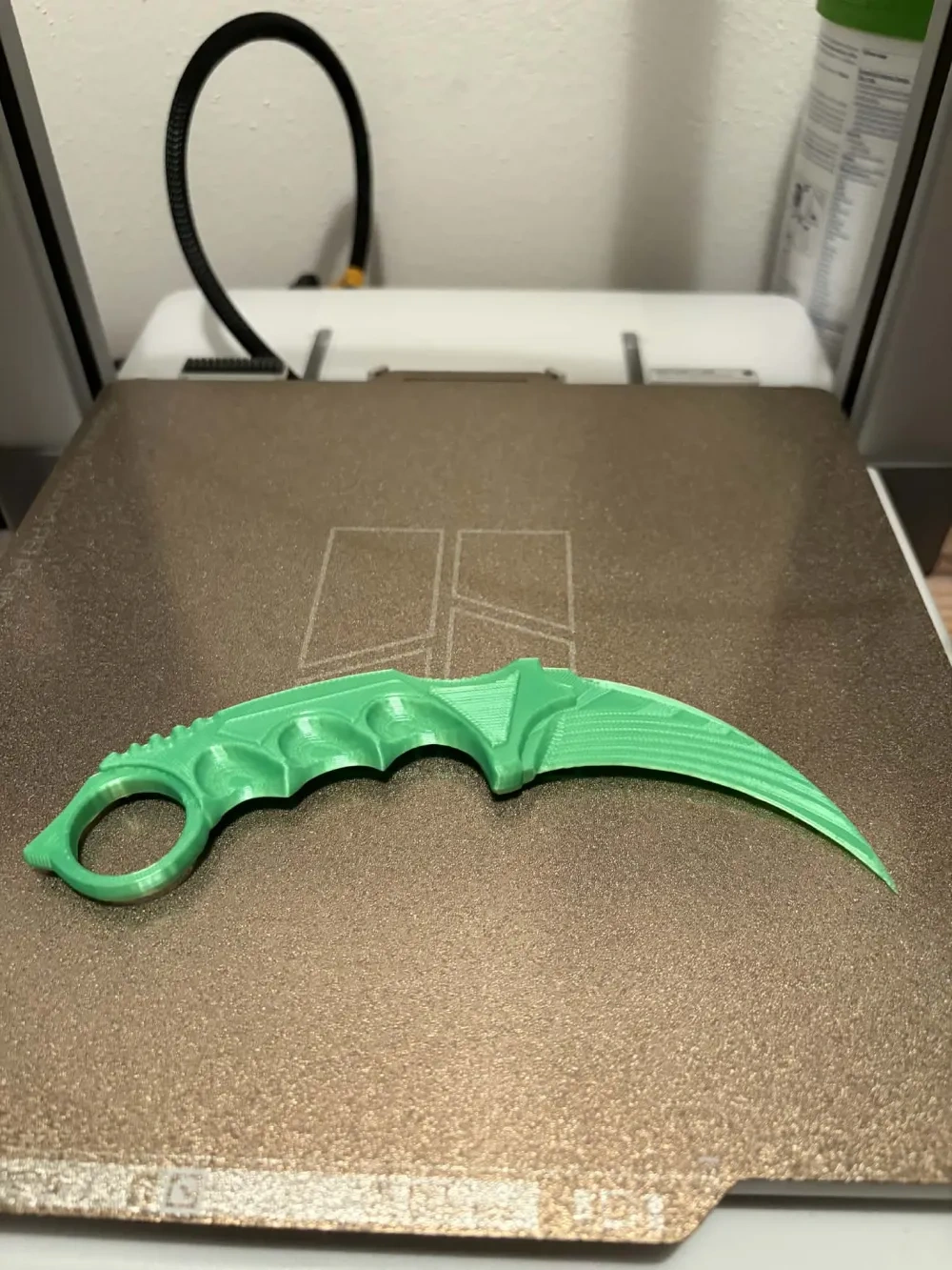 CS启发式爪子刀 – 高细节3D打印 - 免费 3D 打印模型 - MakerWorld